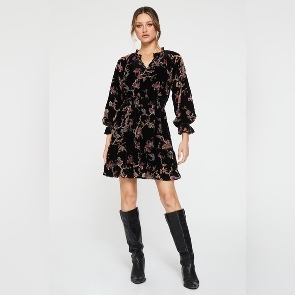 ANOTHER LOVE ANAIS MULTI RUFFLE DRESS
BLOSSOMS BURNOUT XS - Picture 1 of 13